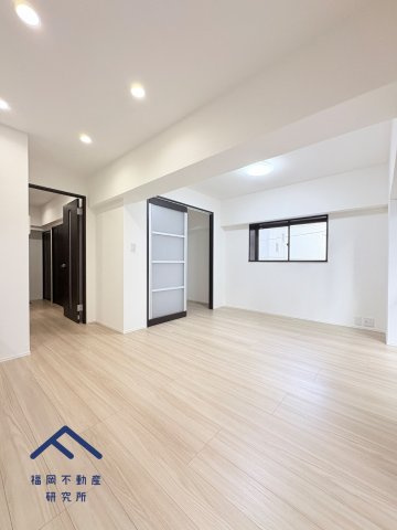 ロマネスク渡辺通第2のその他