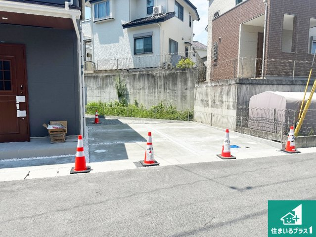 ●生駒市翠光台　新築一戸建ての駐車場|駐車スペース！散水栓があるので、こまめに愛車を洗えます！