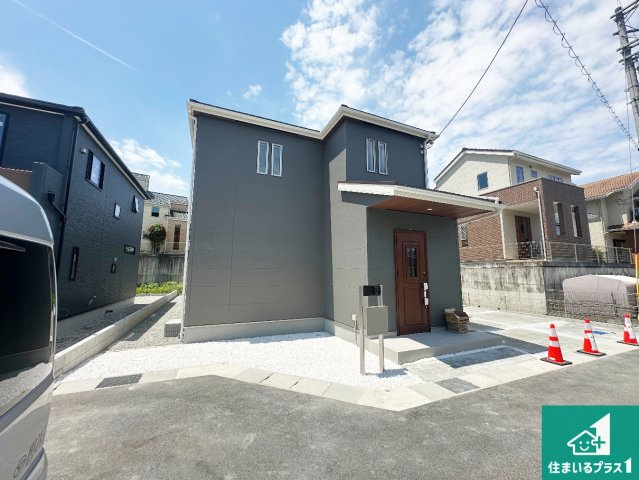 ●生駒市翠光台　新築一戸建ての外観|お客様に長く安心して住んでいだだける事にこだわった家づくり！住んでからのアフターサービスにもしっかりと取り組んでいます！