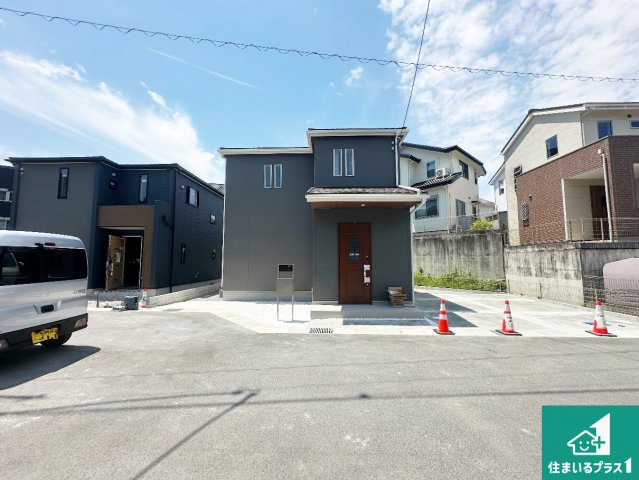 ●生駒市翠光台　新築一戸建ての外観|安心の10年保証！外観を美しく保ち、雨水で汚れを落とします！気になることがありましたら、お気軽にお問い合わせください！