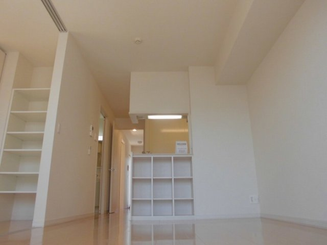 エイトスの居間・リビング