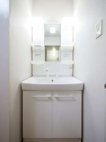 ディアスＵⅢの洗面所|※写真は別の部屋のものです。