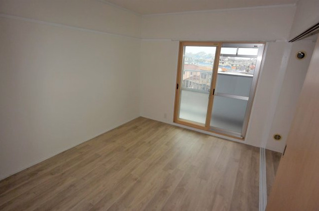 矢元台住宅の洋室