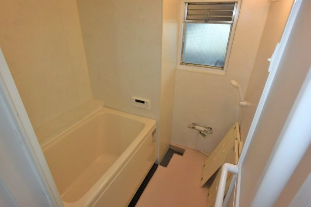 矢元台住宅の浴室