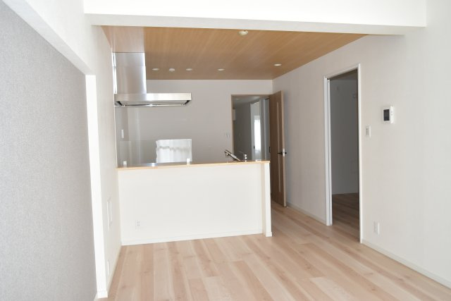 東大和市立野３丁目の中古マンションの居間・リビング