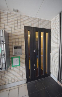 【エントランス】 | ラヴィエント町屋 | 建物の内部です