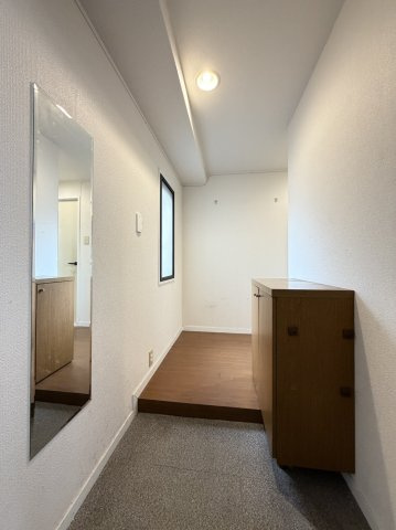 メゾンパークレットの玄関