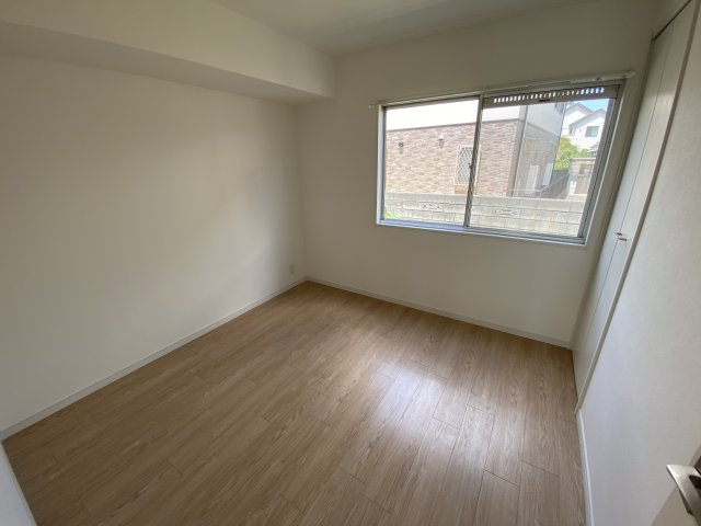 スカイコーポの寝室|別号室の参考写真です