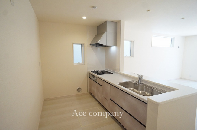 【キッチン】 | 八尾市小畑町2丁目　【3号棟/全4棟】 | 床下収納付きです♪