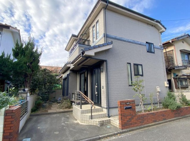 中古／ふじみ野市苗間の外観|庭先工事により小型車駐車場１台分増設可能（縦列駐車）