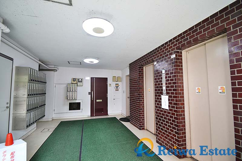 マンション茅ヶ崎のエントランス