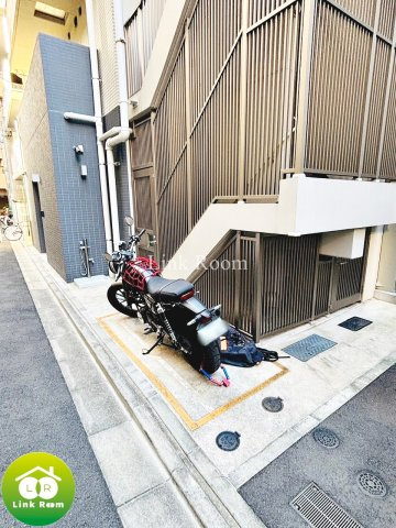 ブラウ門前仲町の駐車場