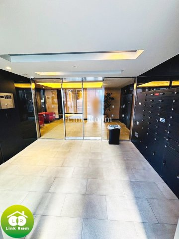 ブラウ門前仲町のエントランス