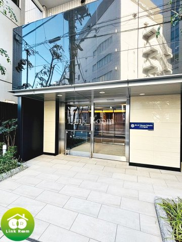 ブラウ門前仲町の玄関