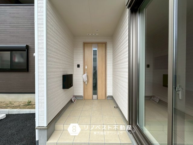 東大阪市池島町2丁目のエントランス|【リノベスト不動産】テナント（事業用）物件のご紹介も可能です。事務所移転・新規開業等お気軽にご相談ください♪