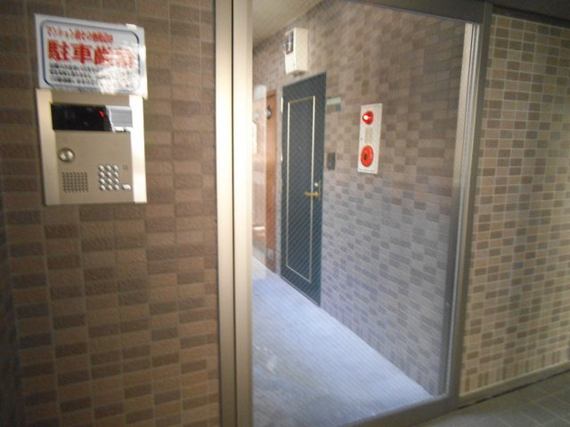 プレール・ドゥーク東京ＮＯＲＴＨのセキュリティ|オートロック付きで安心セキュリティ！