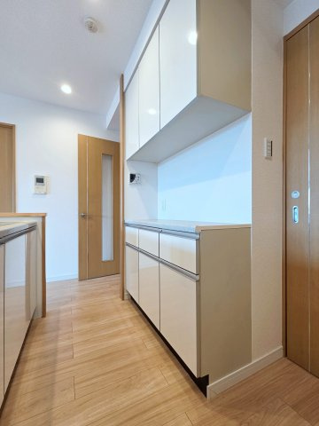 【キッチン】 | サンクレイドル東海グランデ | カップボード付