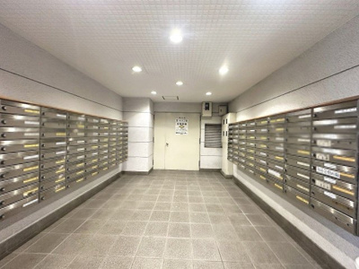 【エントランス】 | かもめ第二コーポ１４号棟 | 【ご内覧可能♪】ご内覧をご希望の際は是非、イエストアまでお問合せ下さい♪