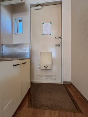 【玄関】 | グランドヒル岡上B