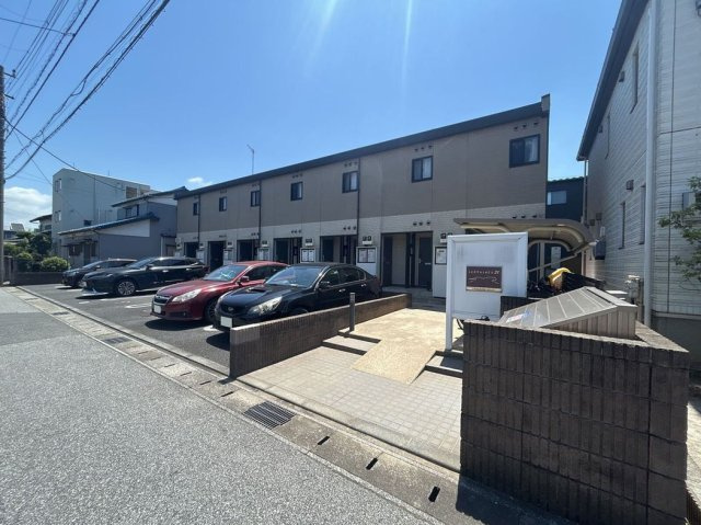 レオパレスブルーカナリアの外観