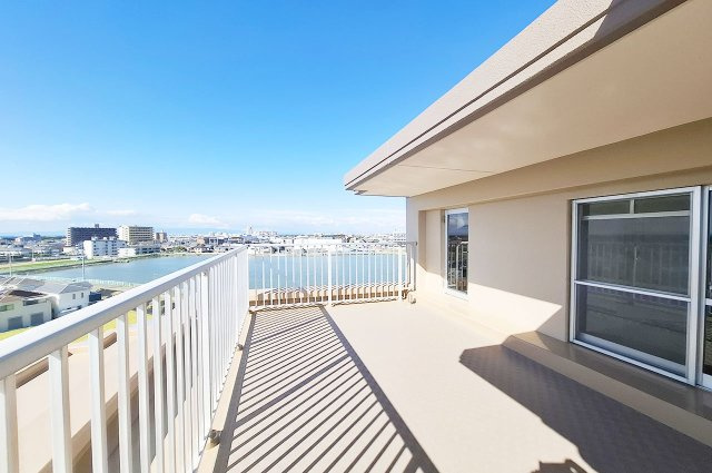 マスターズ・エル二色の浜のバルコニー|ルーフバルコニー