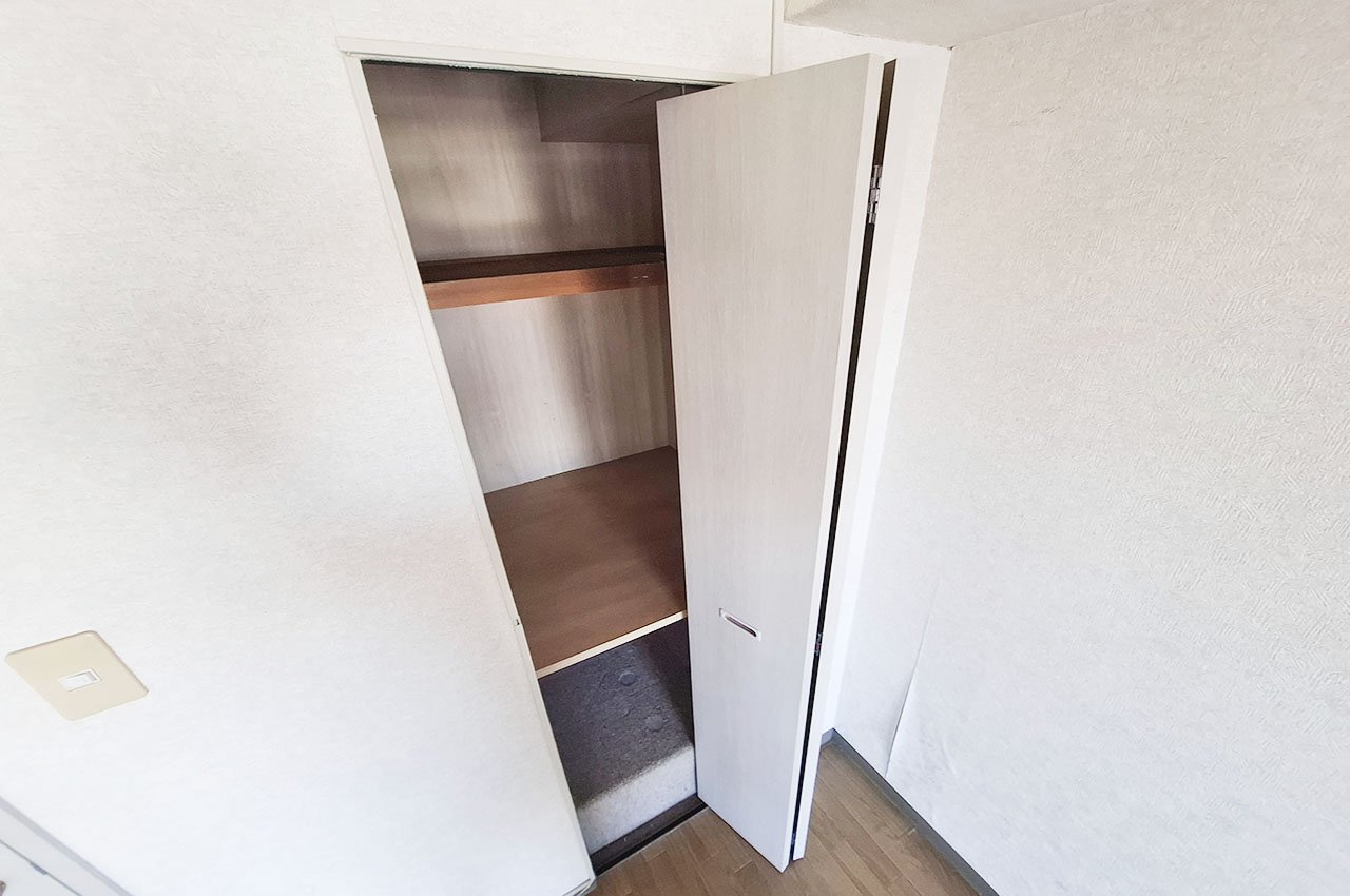 マスターズ・エル二色の浜の収納|洋室1：物入