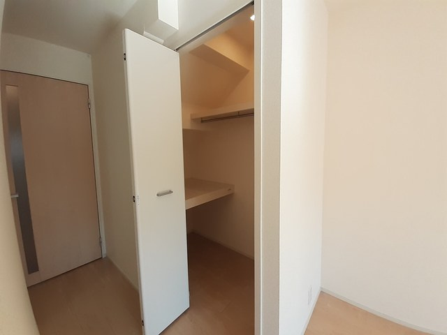 ラ　ビアンデ篠山Ⅰの収納