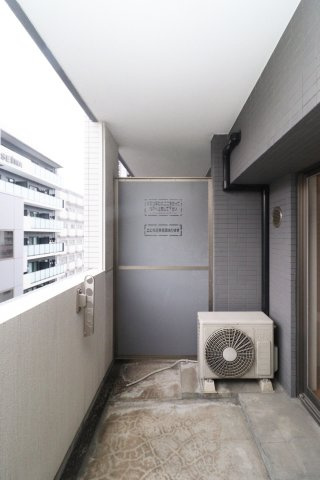 アレクサスラ・ストラーダ　７階のバルコニー|別号室のものです。現状優先になります。