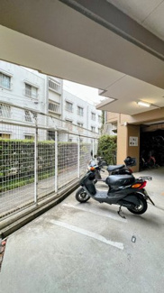 【駐車場】 | バイク置き場