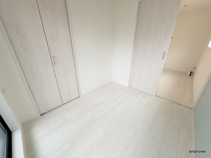 ハーモニーテラス平野西Ⅱ　仲介手数料無料の寝室
