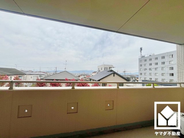 リーデンススクエア宇治伊勢田のバルコニー