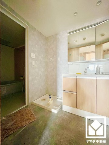 リーデンススクエア宇治伊勢田の脱衣所