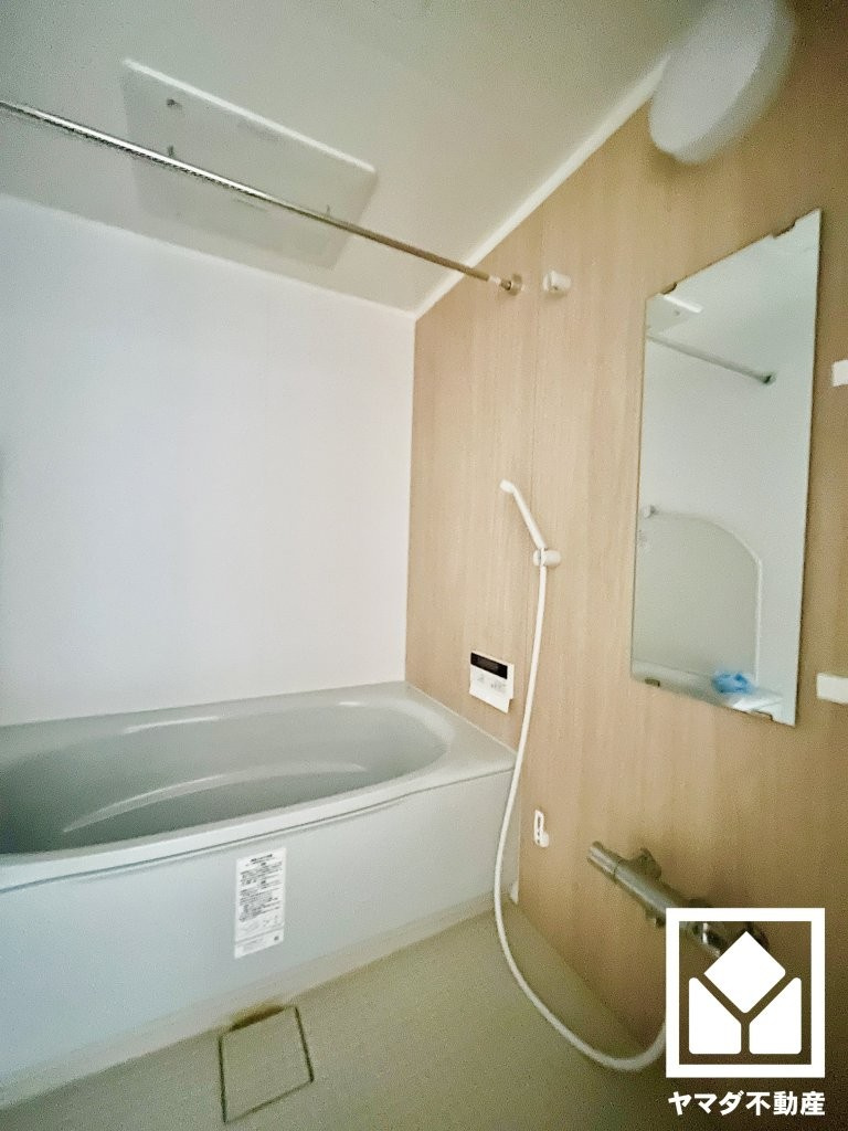 リーデンススクエア宇治伊勢田の浴室