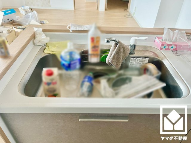 リーデンススクエア宇治伊勢田のキッチン