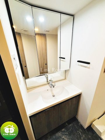 ORSUS清澄白河リバーフロントの洗面所