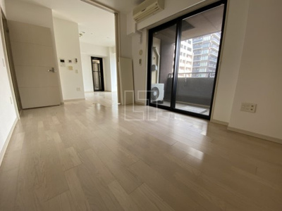 【居間・リビング】 | アルグラッド ザ・タワー心斎橋 | アルグラッド ザ・タワー心斎橋　リビング・ダイニングスペース