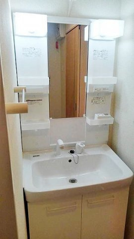 ノイ　プリムラの洗面所