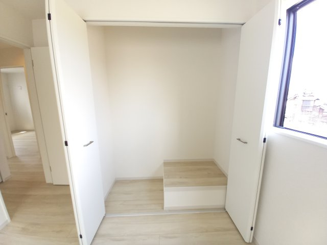 ひたちなか市武田1期の収納|お気に入りのチェストなどを置いて、自分好みのお部屋作りを～