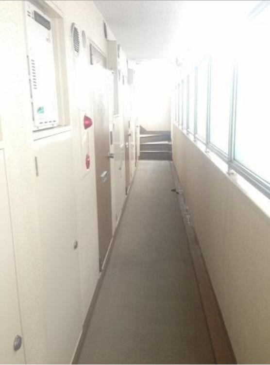 メゾン・ド・ネーフルのその他共用部分|廊下☆