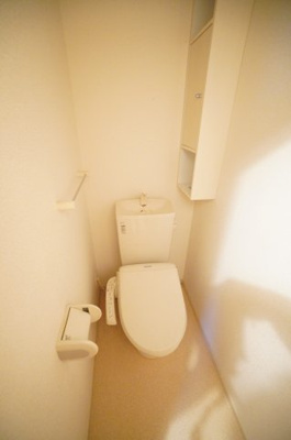 【トイレ】 | ブルースカイ幸和Ⅱ | ※同物件・同タイプの写真です。