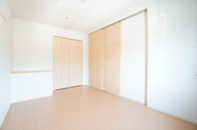 【洋室】 | ブルースカイ幸和Ⅱ | ※同物件・同タイプの写真です。