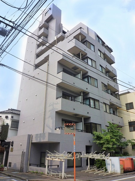 ドルチェ府中の外観