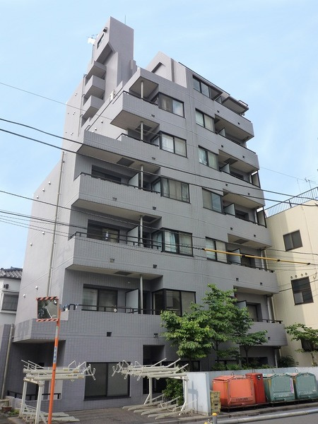 ドルチェ府中の外観