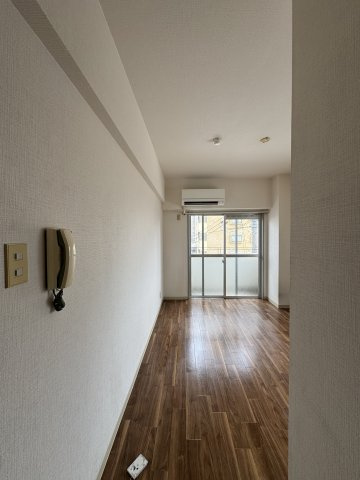 ベルズコート上沢の居間・リビング