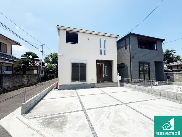 5(土)6(日)現地見学可能！◆堺市美原区小寺　全2邸の外観|お客様に長く安心して住んでいだだける事にこだわった家づくり！住んでからのアフターサービスにもしっかりと取り組んでいます！
