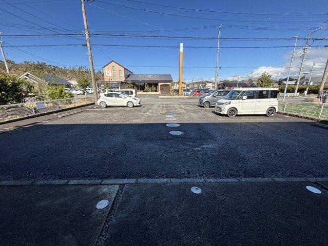 グランモアの駐車場