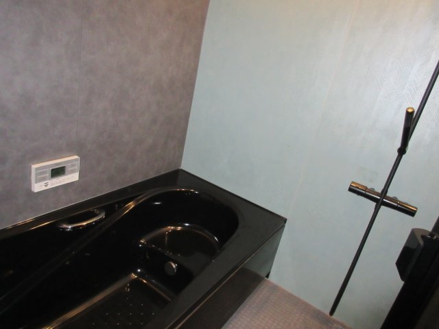 中古戸建　真亀5丁目の浴室