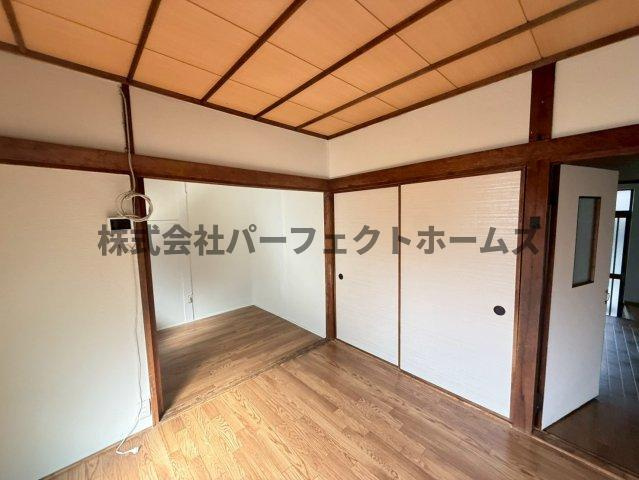 成田町戸建　賃貸の居間・リビング|リビングです