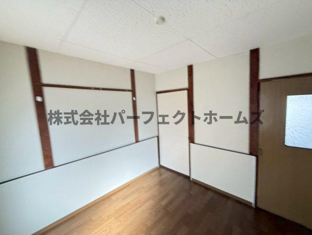 成田町戸建　賃貸の洋室|ゆったりした洋室です