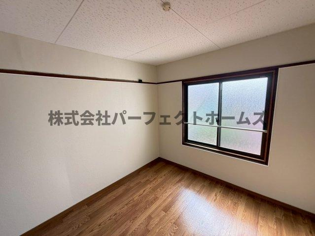 成田町戸建　賃貸の洋室|個人の部屋や寝室として使える洋室です